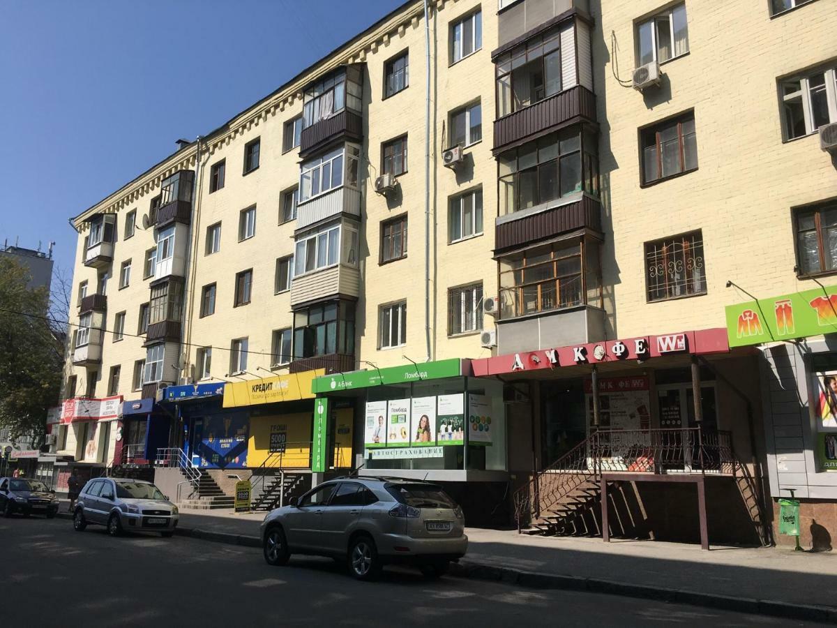 Квартира-студия на Котляра Харьков Экстерьер фото